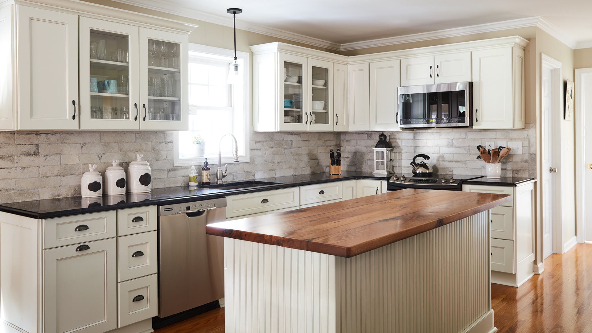 fusion_Dove_Kitchen_Web